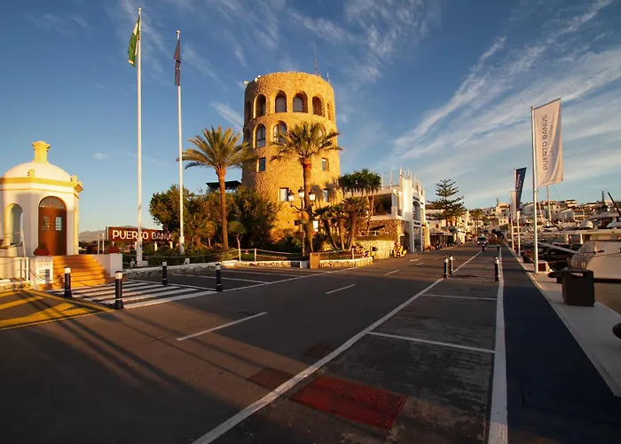 Marbella Banus Suites - Lily Playas Del Duque Banus Beach Apartment